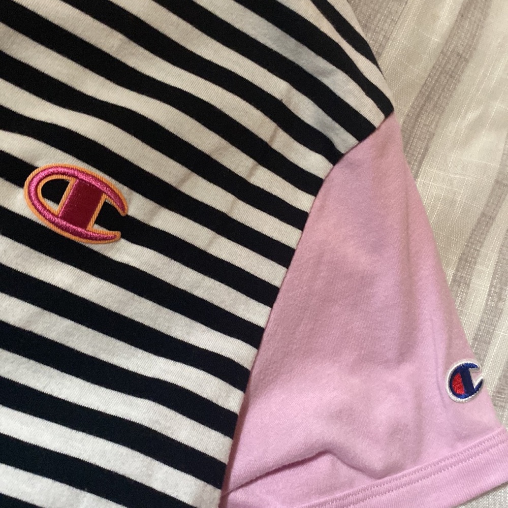 Champion tee! - Picture 4 of 4